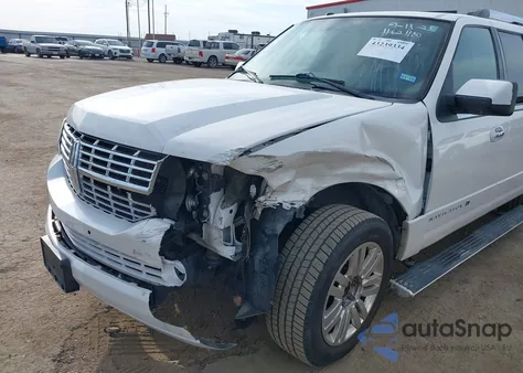 2012 Lincoln Navigator L z USA, uszkodzony, nr VIN 5LMJJ3H54CEL02796